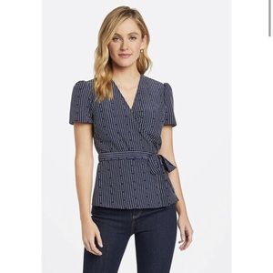 Draper James Blue Heart Print Wrap Top Size 4